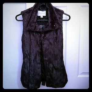 FAUX fur vest